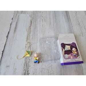 Hallmark going up Charlie Brown kite ornament mini Xmas tree vintage‎ 1998